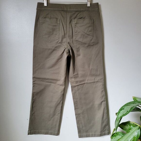 EUC LOFT MARISA ARMY GREEN BUTTON ACCENT STRIAGHT LEG PANTS SIZE 4 / SMALL - Picture 2 of 14